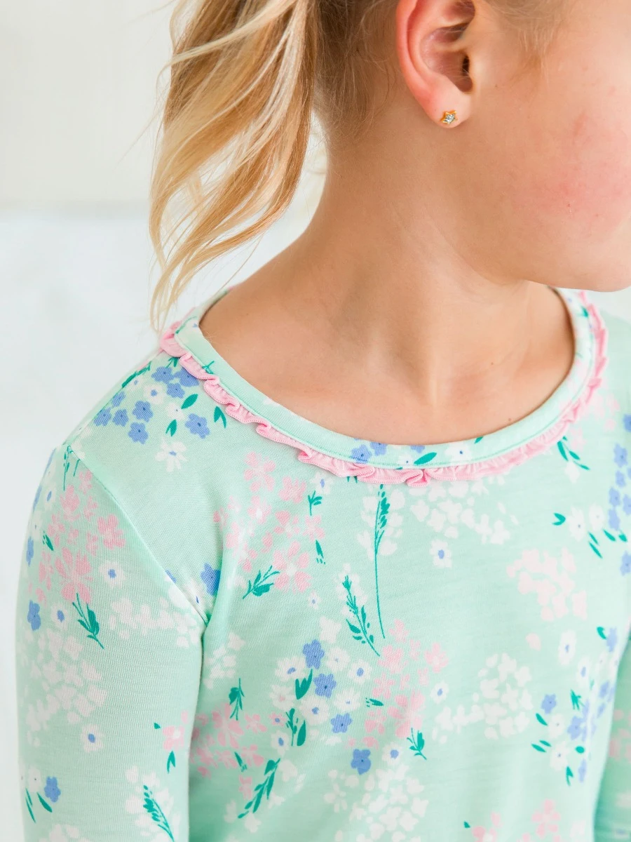 1ap0717-00-p0771-green-mint_meadow_ruffle_long_sleeve_pajama_set_ls2_1