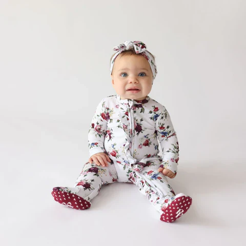 POSHPEANUT2024-PP-OP007-PHJ-LIFESTYLE-1_480x480_f9b6f500-e46e-459e-add7-59109bf873ec_900x